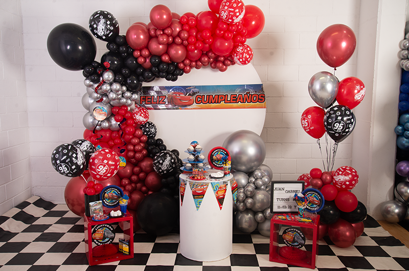 Table Cars Showroom