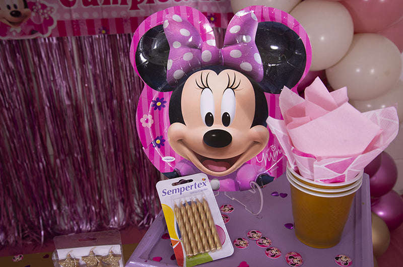 Minnie Mouse Showroom Table